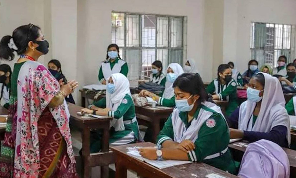 এমপিওভুক্ত পৌনে ৪ লাখ শিক্ষকের জন্য দুঃসংবাদ